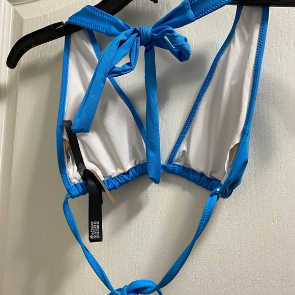 Victoria's Secret swim halter top - Picture 3 of 5